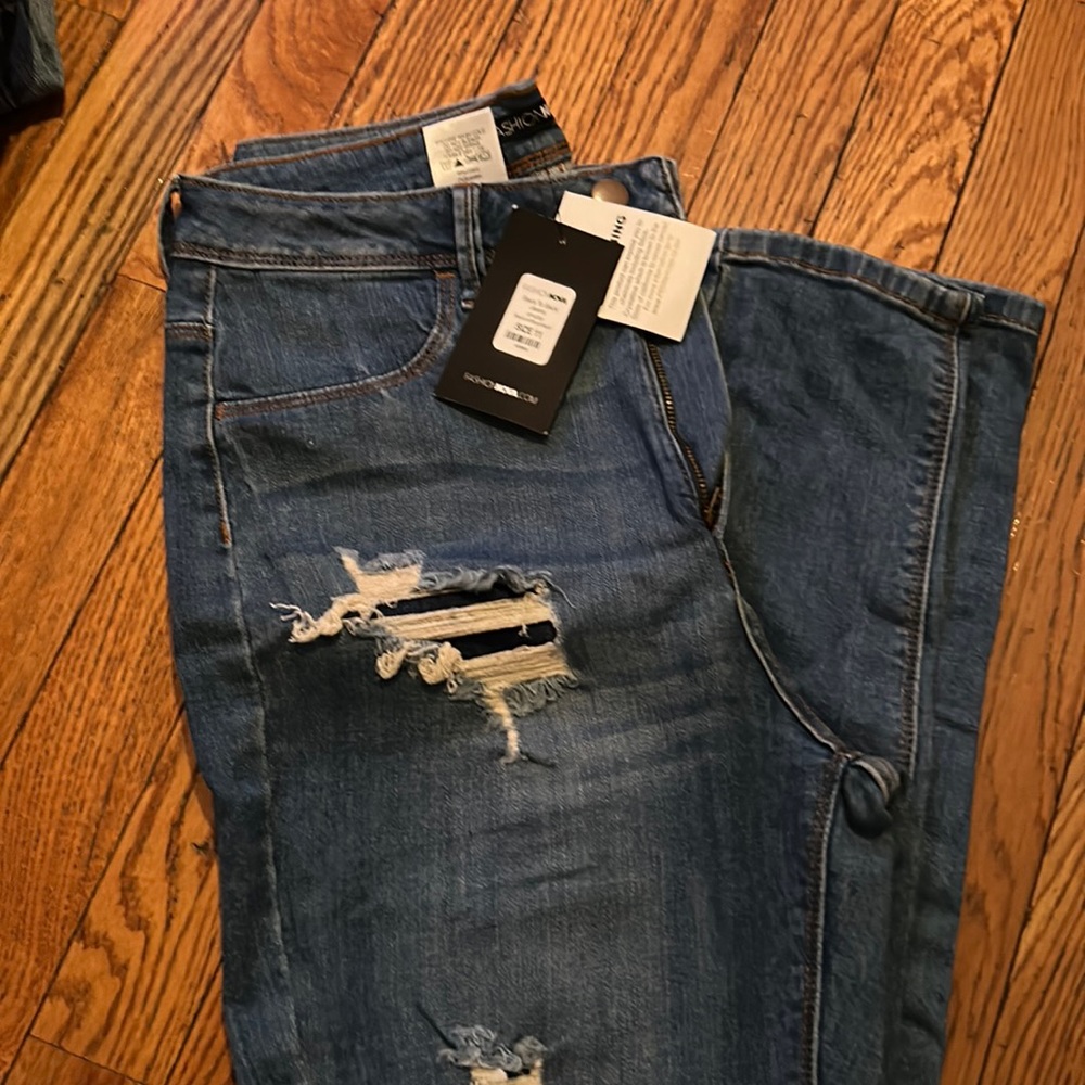 Size 11 fashion novabrand new jeans